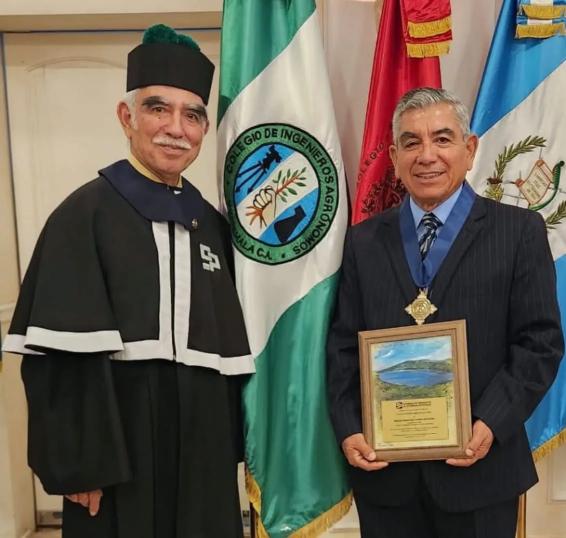 Puede ser una imagen de texto