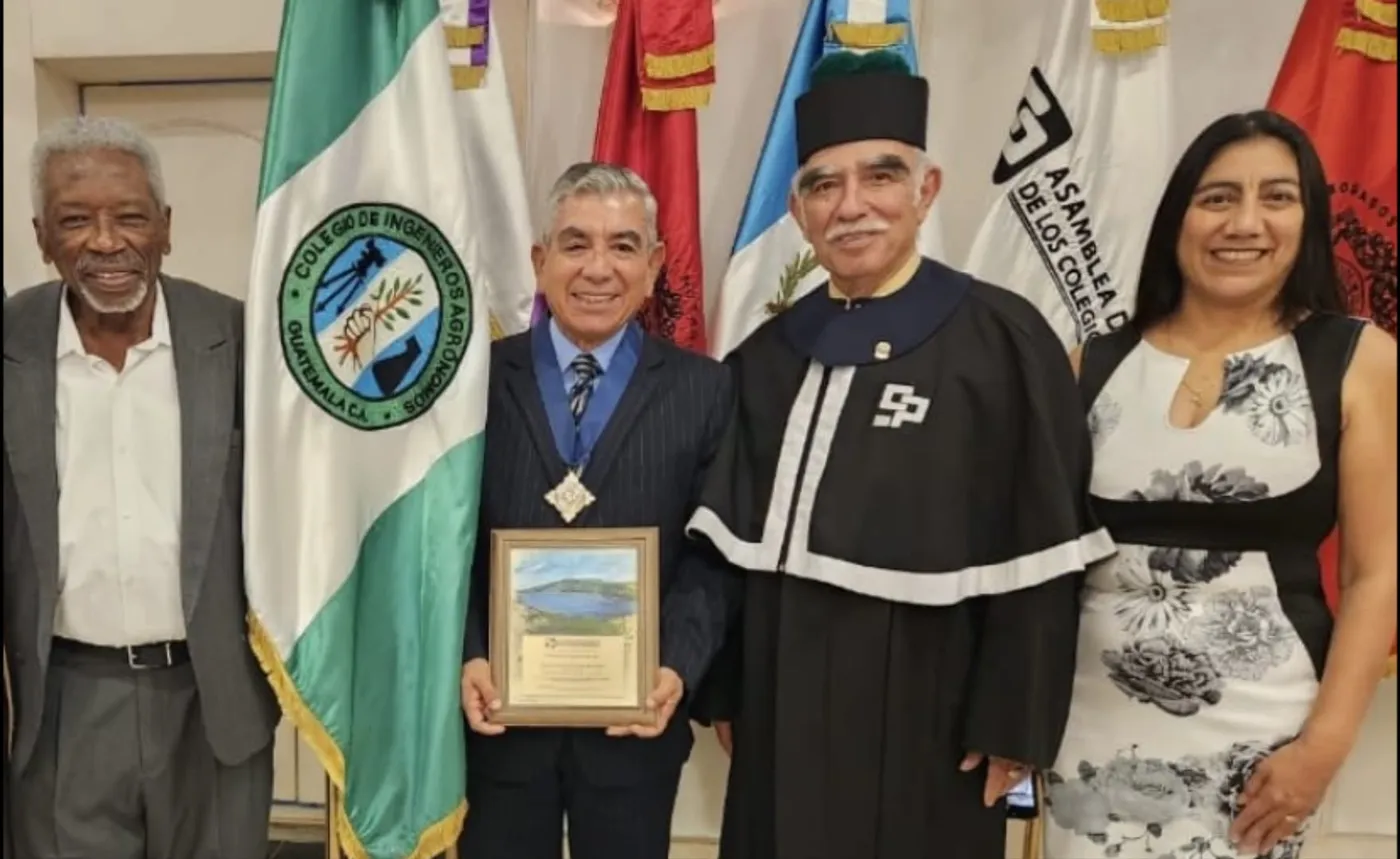 Puede ser una imagen de texto